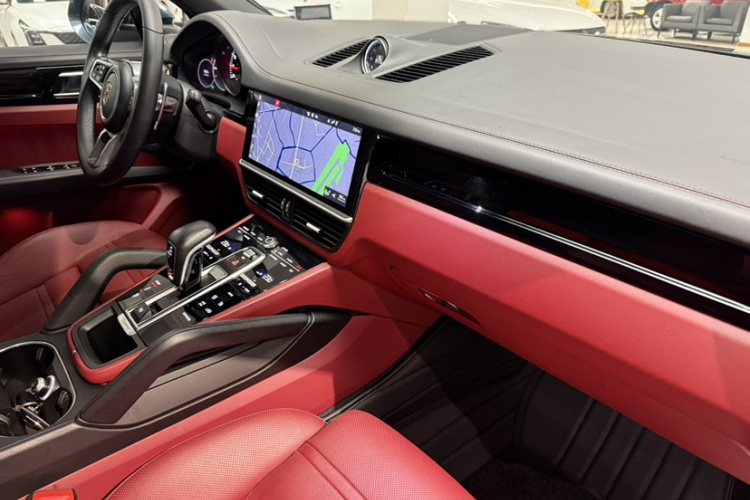 保时捷 2019款 Cayenne 3.0T中控内饰7004