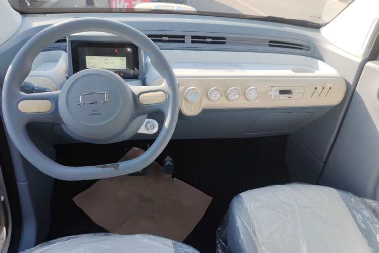 奔腾小马 2026款 222km 萌趣马中控内饰12