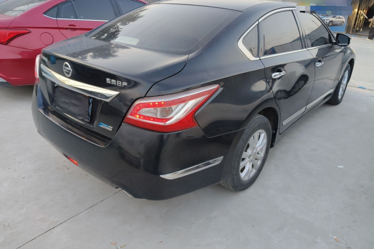 日产 天籁 2013款 2.0L XL舒适版车身外观7