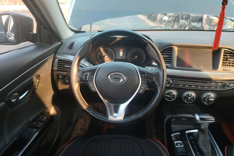 广汽传祺 传祺GA6 2016款 235T DCT豪华版中控内饰13