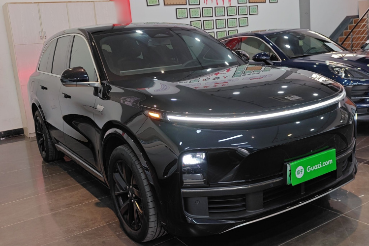 理想汽车 理想L8 2023款 Air车身外观3