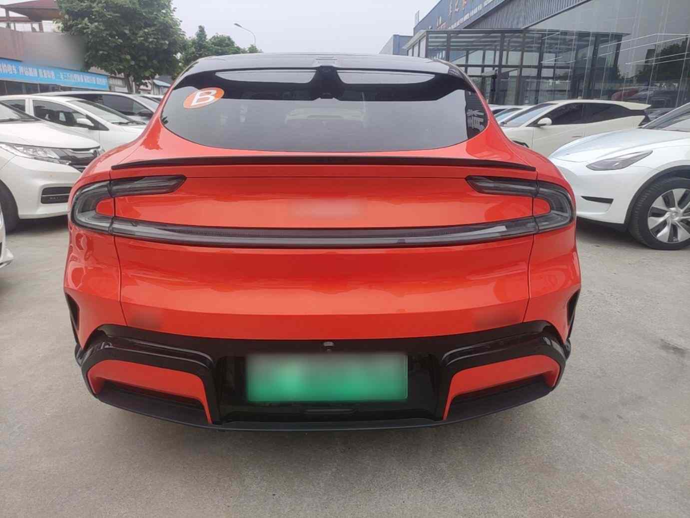 小米汽车 小米YU7 2025款 超长续航高性能四驱Max版(4)