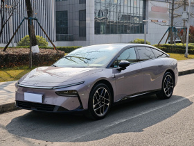 小鹏P7+ 2024款 超长续航 Max