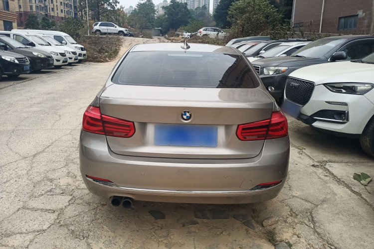 宝马3系 2017款 320Li 时尚型车身外观6