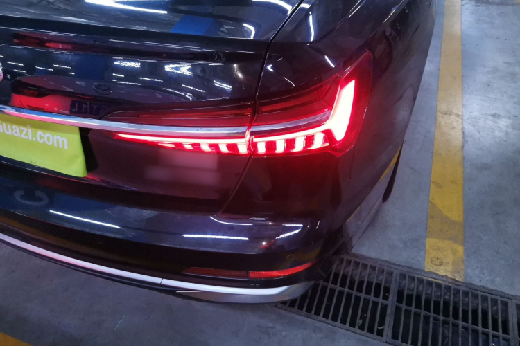 奥迪A6L 2024款 45 TFSI 臻选动感型车身外观6006