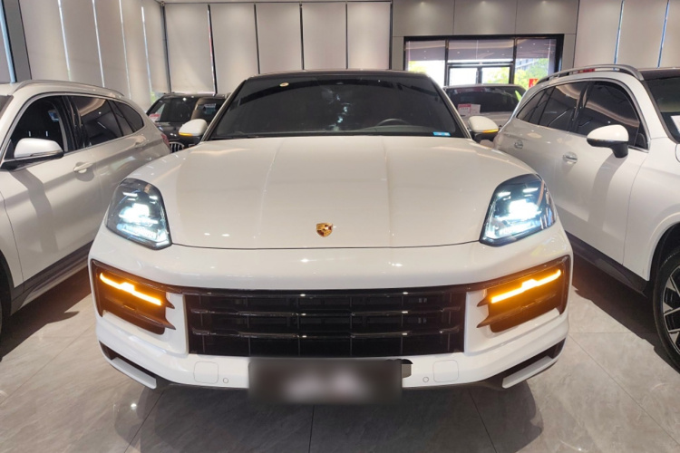 保时捷 Cayenne新能源 2024款 Cayenne Coupé E-Hybrid 2.0T车身外观2