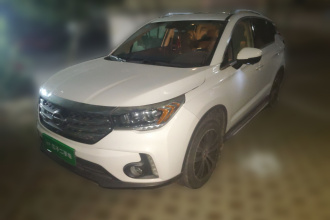 广汽传祺 传祺GS4 2017款 235T 自动两驱豪华智联版