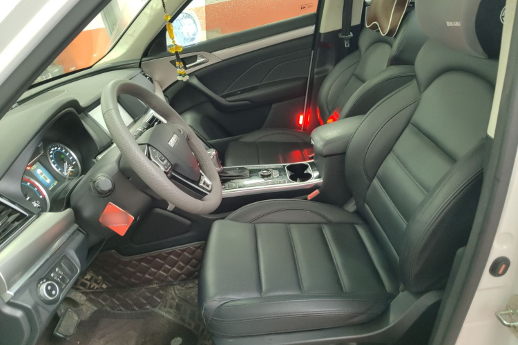 哈弗H7 2016款 蓝标H7 2.0T 自动精英型中控内饰19