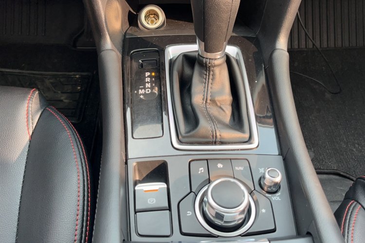 马自达3 昂克赛拉 2017款 三厢 1.5L 自动豪华型 国V局部细节9002