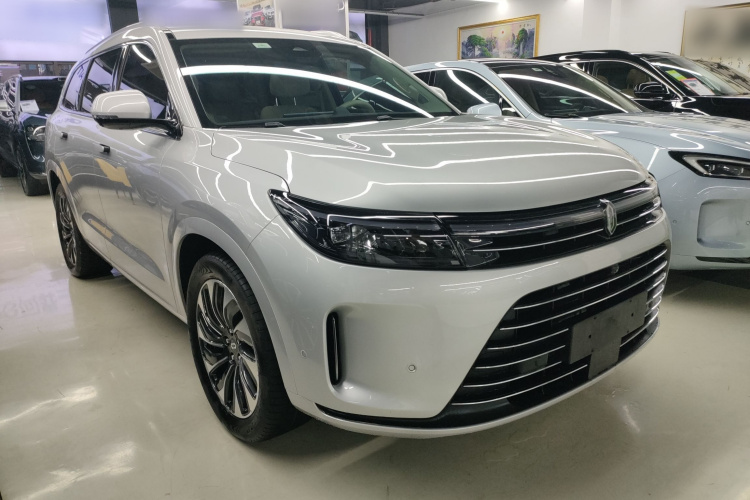 鸿蒙智行 问界M7 2024款 1.5T 后驱Plus版 5座车身外观3