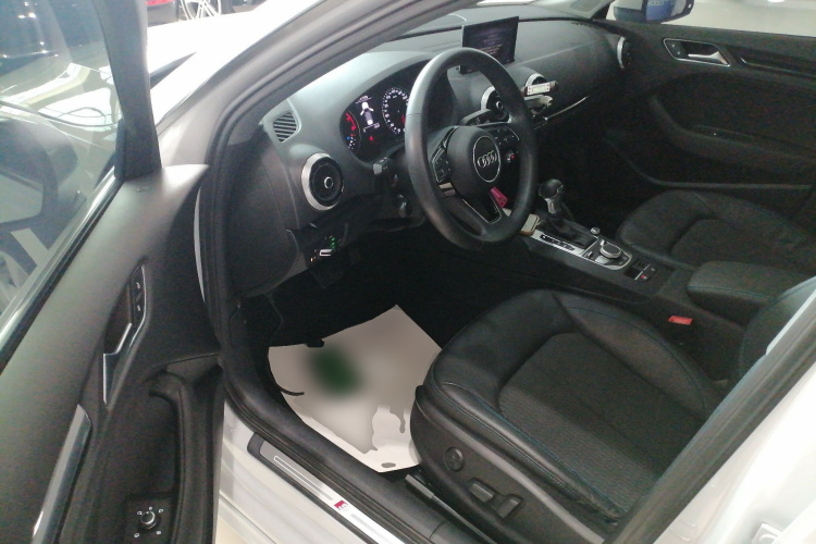 奥迪A3 2020款 Sportback 35 TFSI 时尚型 国VI中控内饰20