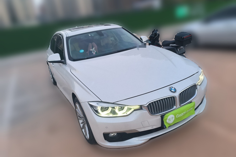 宝马3系 2018款 320Li 时尚型车身外观3