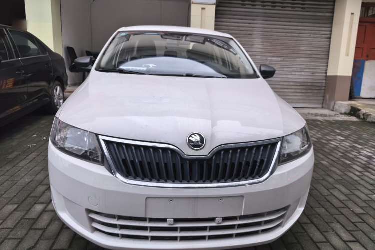 斯柯达 昕锐 2016款 1.6L 自动前行版车身外观2