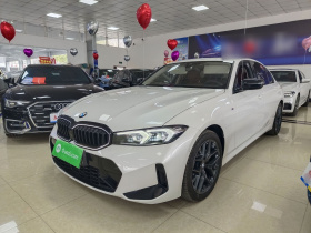 宝马3系 2025款 330Li M运动曜夜套装