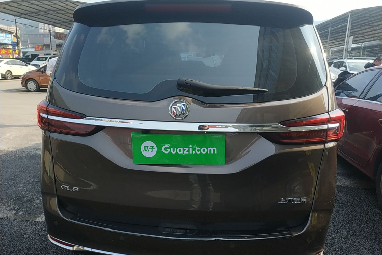 别克GL8 2023款 陆上公务舱 舒适型车身外观6004