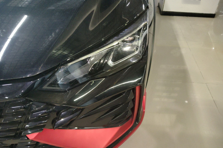 东风风神 奕炫MAX 2021款 1.5T 暗夜锋芒版局部细节36