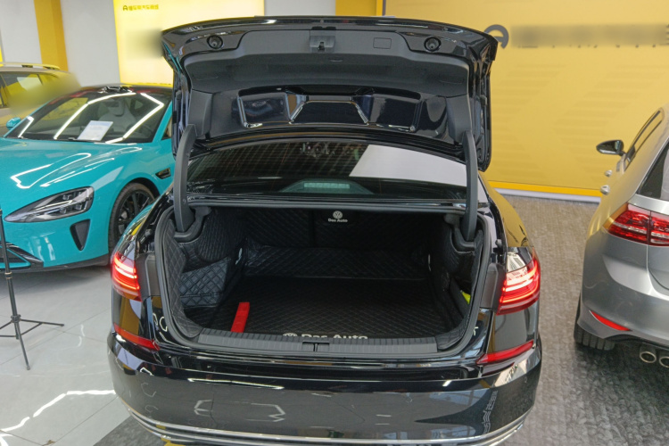 大众 帕萨特 2024款 380TSI 星空精英版局部细节23