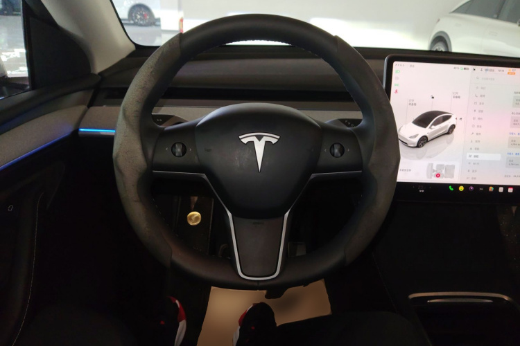 特斯拉 Model Y 2023款 长续航全轮驱动版中控内饰13