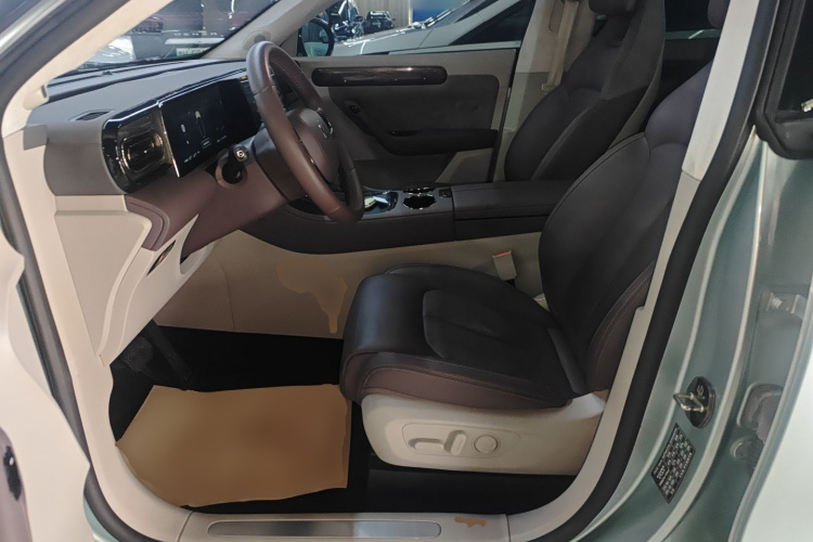 零跑汽车 零跑C11 2023款 增程 285智享版局部细节19