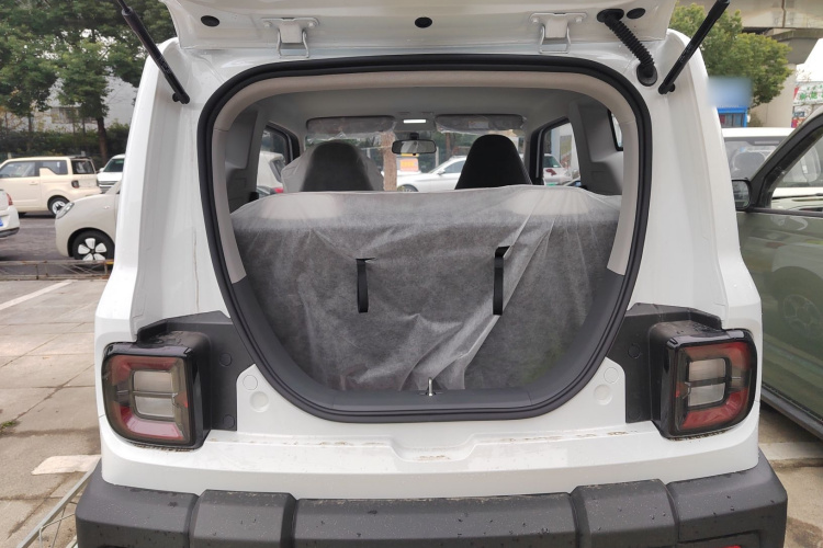 吉利银河 2025款 210km 熊猫骑士局部细节23