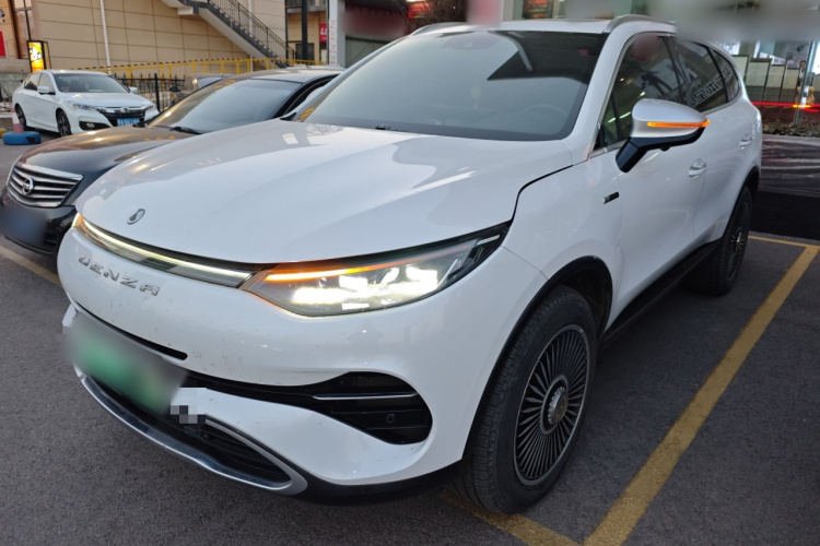 腾势X 2020款 PHEV旗舰版车身外观1