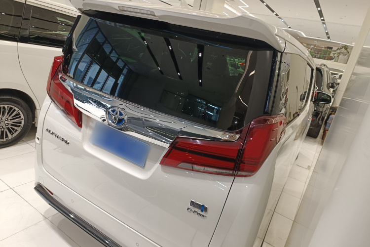 丰田 埃尔法 2021款 双擎 2.5L 尊贵版车身外观7