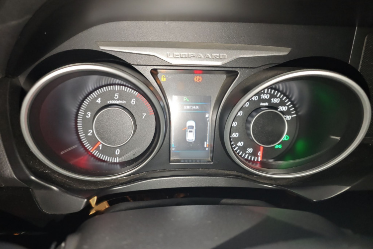 猎豹汽车 猎豹CS10 2017款 1.5T CVT尊贵型局部细节14