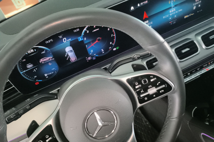 奔驰GLE 2020款 GLE 350 4MATIC 动感型局部细节18