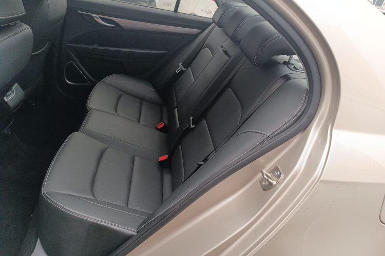 吉利汽车 帝豪 2019款 领军版 1.5L CVT豪华型 国VI中控内饰21