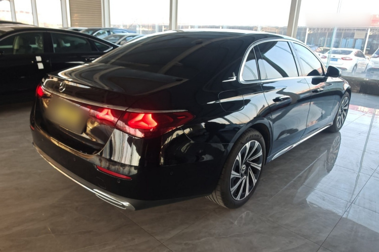 奔驰E级 2024款 E 300 L 豪华型车身外观6005