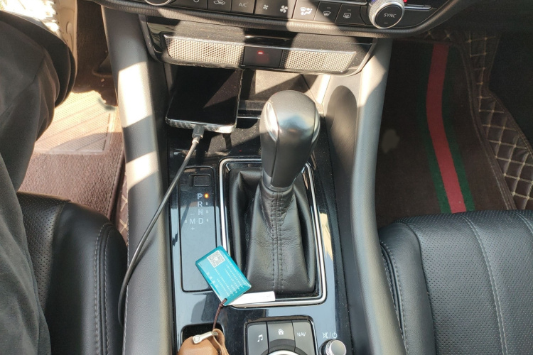 马自达 阿特兹 2020款 2.0L 蓝天豪华版局部细节18