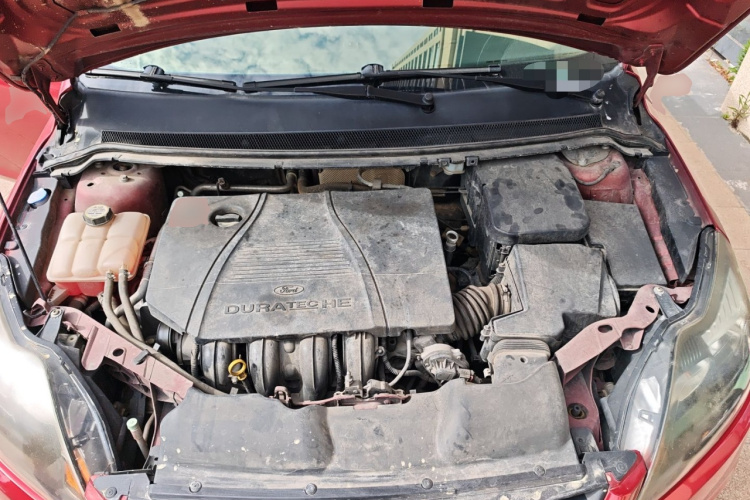 福特 福克斯 2013款 两厢经典 1.8L 自动时尚型局部细节24