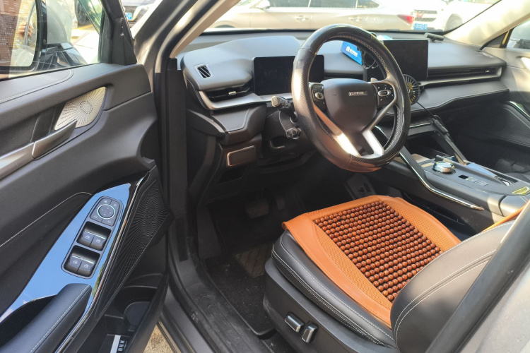 哈弗H6 2022款 第三代 1.5T 自动两驱Pro中控内饰20