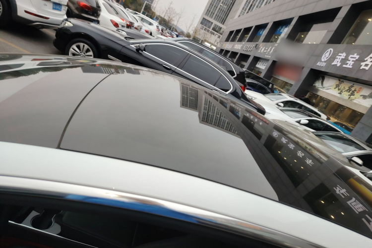 特斯拉 Model 3 2020款 改款 标准续航后驱升级版局部细节57