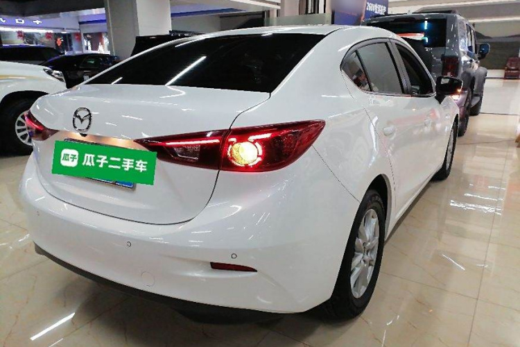 马自达3 昂克赛拉 2019款 云控版 三厢 1.5L 自动豪华型 国V车身外观7