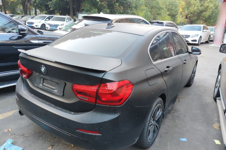 宝马1系 2018款 118i 运动型车身外观6005