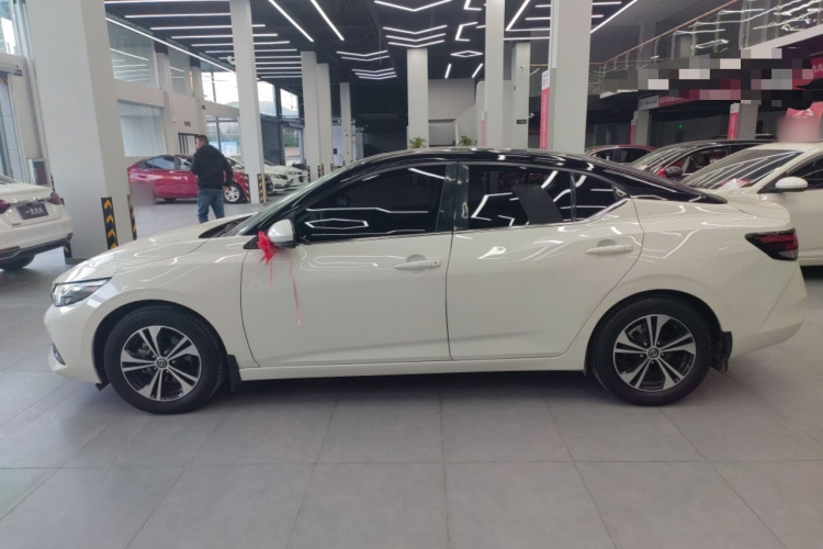 日产 轩逸 2022款 1.6L XL CVT悦享版车身外观4