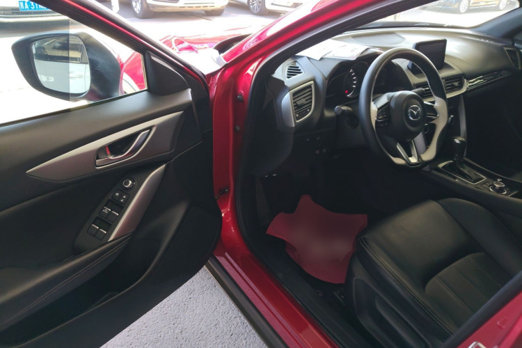 马自达CX-4 2018款 2.0L 自动两驱蓝天探索版 国V中控内饰20