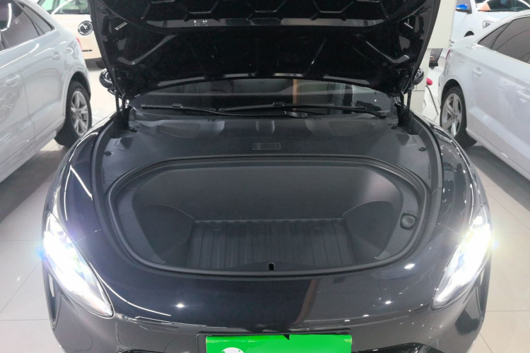 小米汽车 小米SU7 2024款 四驱超长续航高阶智驾Max版机舱底盘24