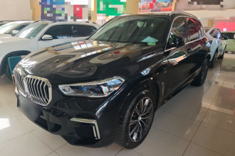 宝马X5 2022款 改款 xDrive 30Li 尊享型M运动套装