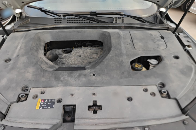 荣威RX5 2020款 PLUS 300TGI 手动Ali国潮豪华版局部细节24