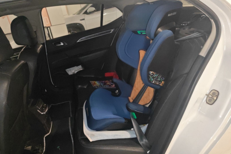 雪铁龙C4L 2014款 1.6THP 智驱版 自动劲智型中控内饰7004