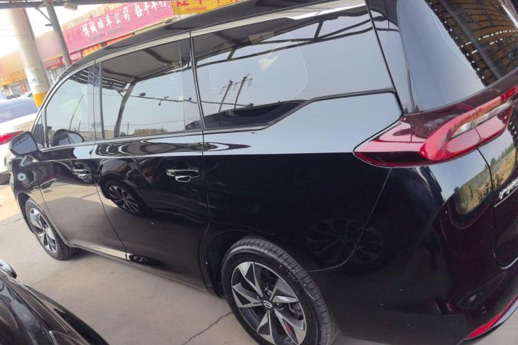 广汽传祺 传祺M6 2021款 PRO 270T DCT豪华版车身外观4