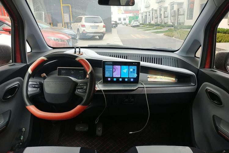 宝骏E200 2020款 305KM 智行版中控内饰7002