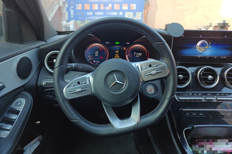 奔驰C级 2019款 C 260 运动版中控内饰13