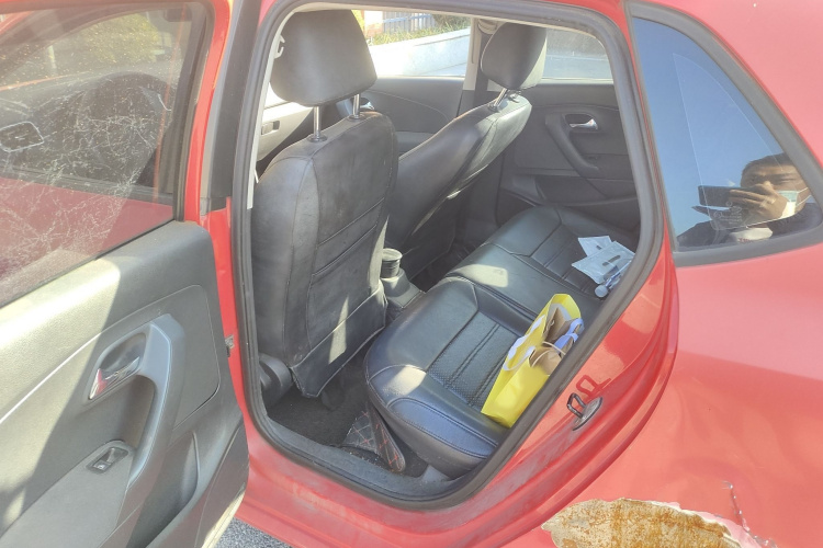 大众 Polo 2011款 1.6L 自动致尚版中控内饰7004