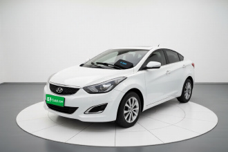 现代 朗动 2016款 1.6L 手动尊贵型