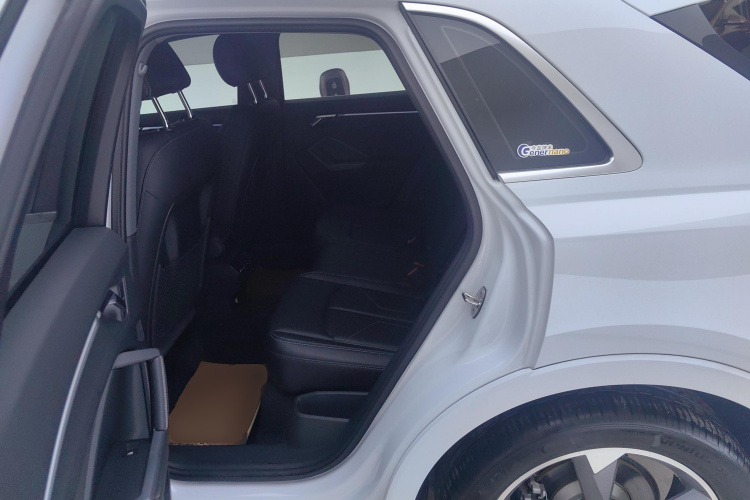 奥迪Q3 2024款 35 TFSI 时尚动感型中控内饰21