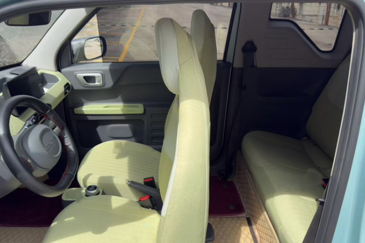 吉利银河 2024款 熊猫mini 200km 龙腾PRO版车身外观6001