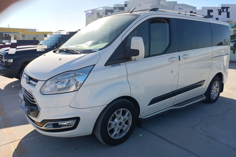 福特 途睿欧 2017款 2.0T 自动精英版车身外观4